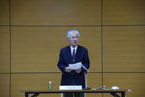 委員長あいさつ