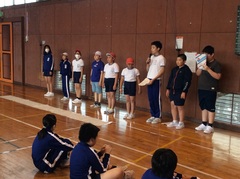 結団式