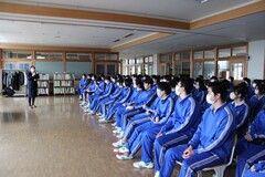 写真　講話の様子1