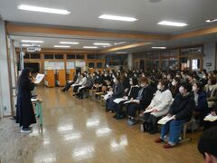 写真　説明している様子3