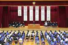 写真 生徒会役員演説の様子1