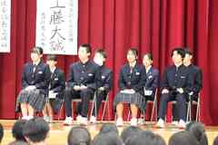 写真 生徒会役員演説の様子4