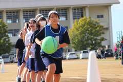 写真 2年女子の競技1