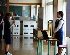 写真　講話の様子6