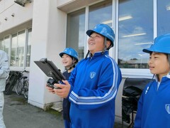 写真 森林教室の様子1