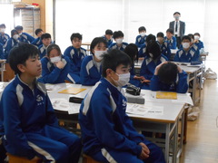 写真　間伐学習会の様子