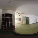 昇降口4