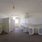 教室棟2F男子トイレ2
